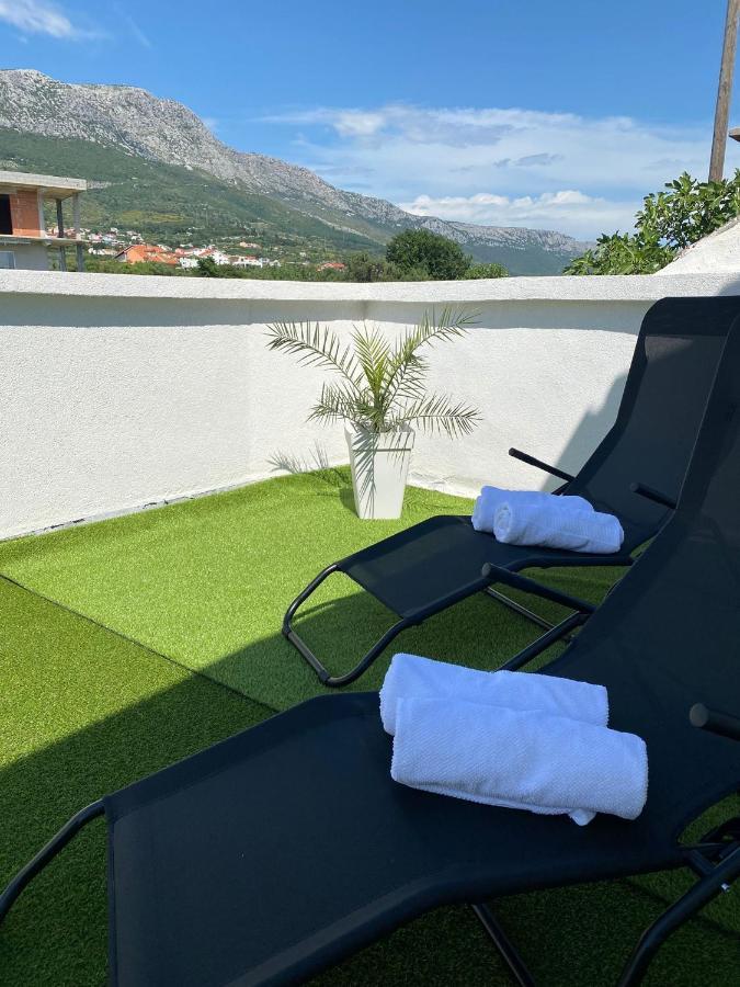 Apartment Milena Kastela Mit Whirlpool Kaštela Exterior foto